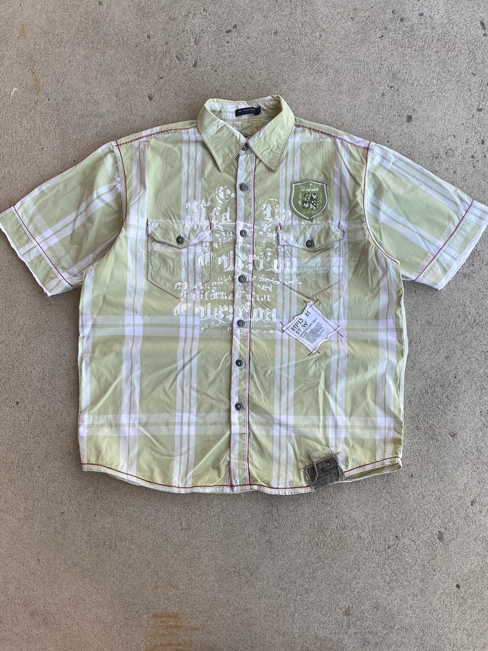 00s Y2k Green Graphic Button-Up Shirt